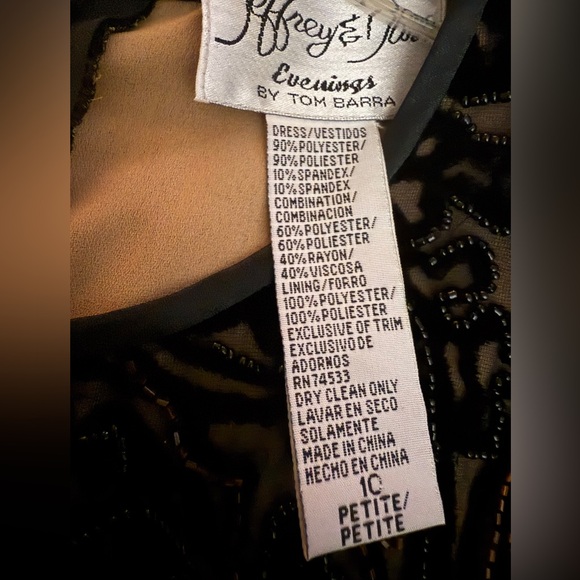 👗Jeffery & Dara Evenings by Tom Barra Beaded Velvet Maxi . Color: Blk. Size:10P - Picture 10 of 12